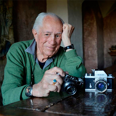 دیوید داگلاس دانکن ، عکاس جنگ درگذشت