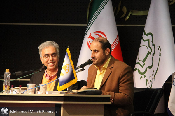 فرهنگ و شهر قم به لحاظ ادبیات طنز بسیار مستغنی‌ست