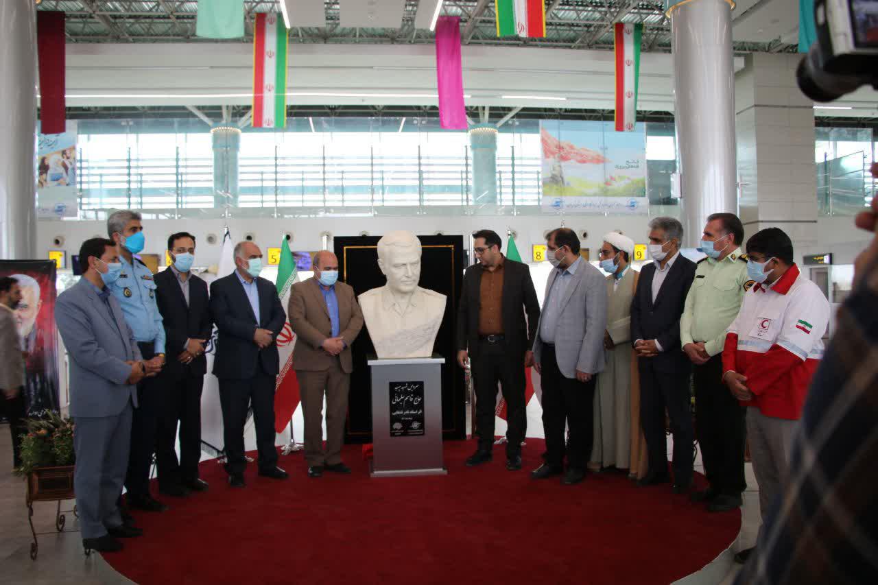 «حاج قاسم» آخرین خاطره تصویری مسافران در فرودگاه کرمان