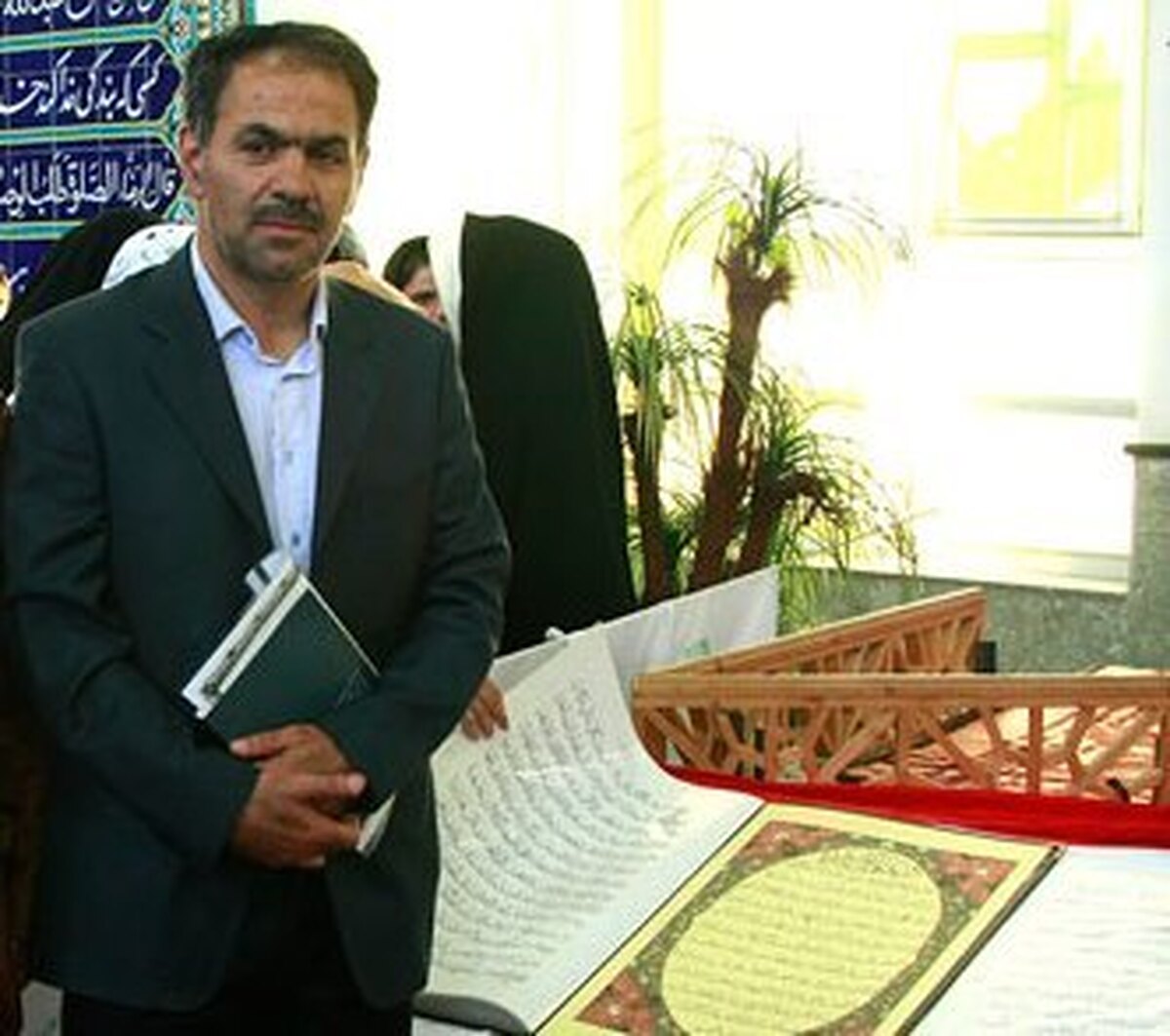 نقش هنر متعهد در صیانت از باورهای جامعه امروز